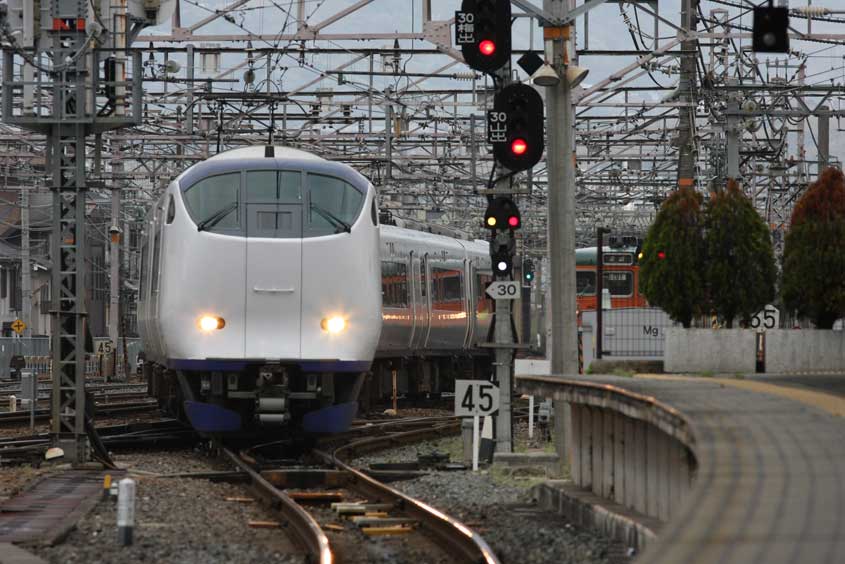 281系関西空港特急「はるか」東海道本線　京都駅