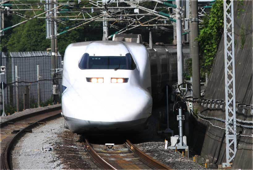 東海道・山陽新幹線700系　熱海駅