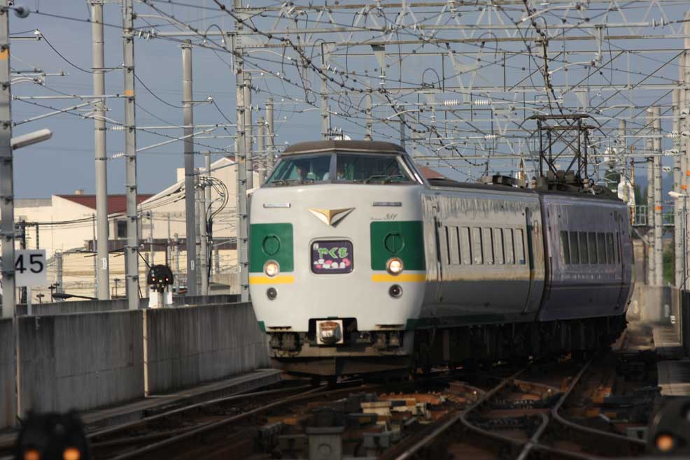 山陰本線出雲市駅 381系特急「やくも」
