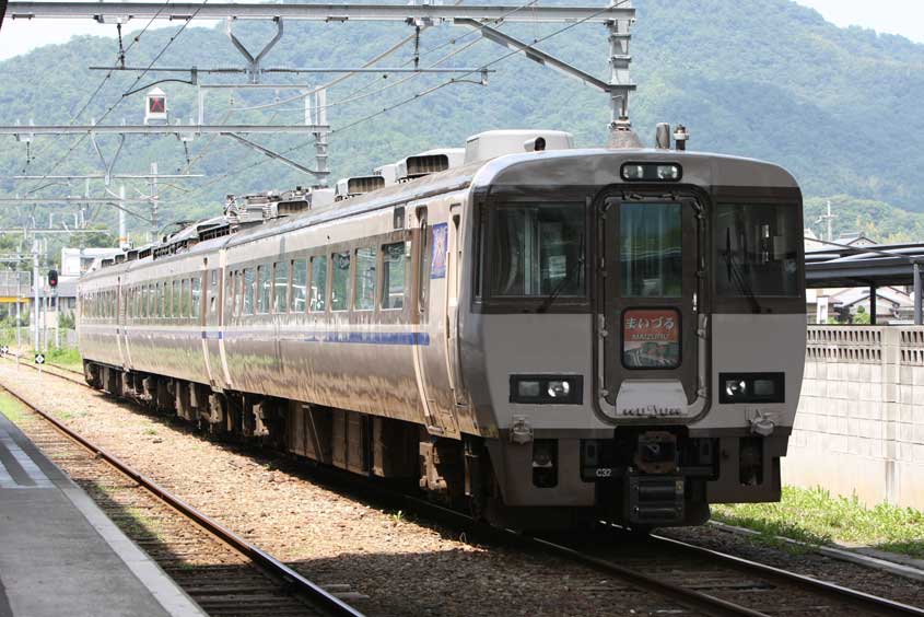 舞鶴線西舞鶴駅　183系特急「まいづる」