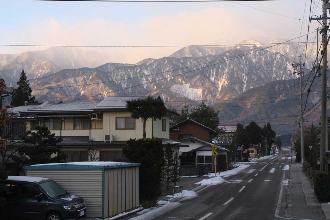 大糸線信濃常盤駅から