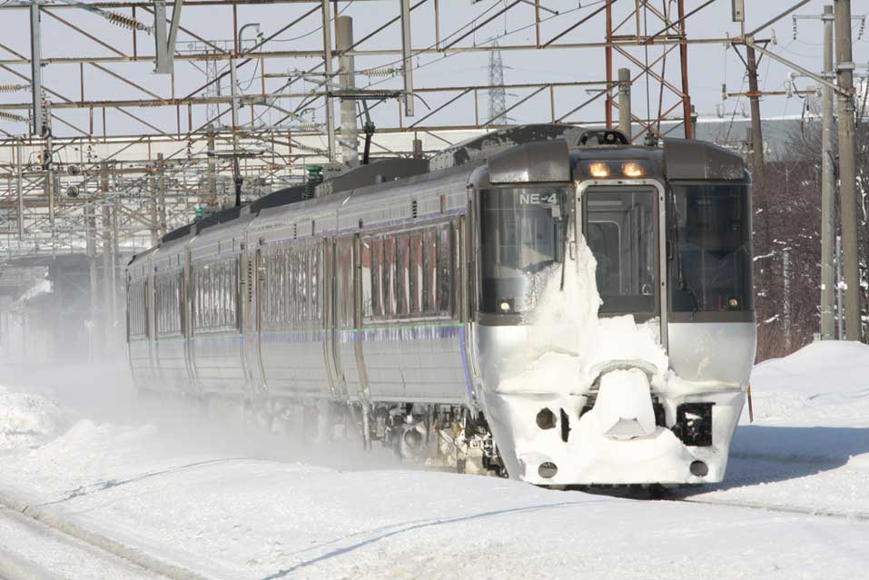 函館本線砂川－滝川　785系特急「スーパーカムイ」