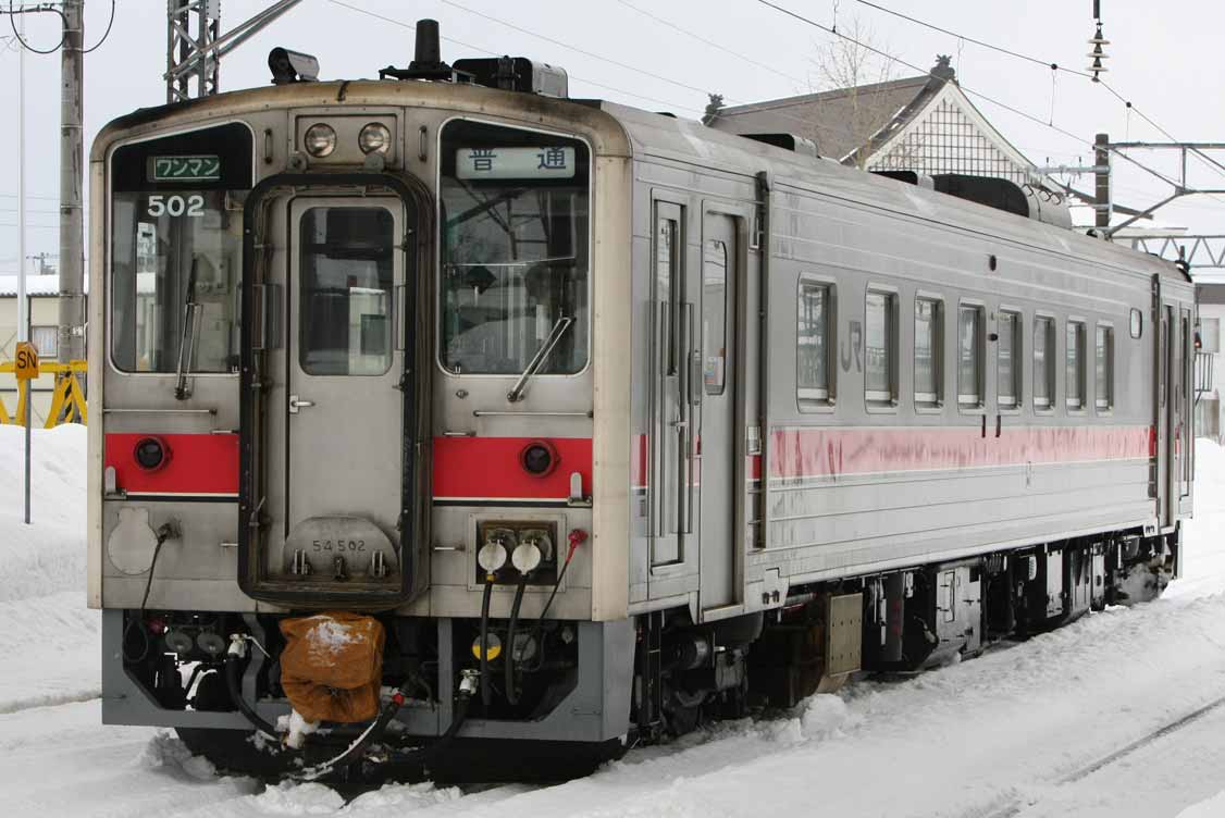 函館本線深川駅　キハ54系普通列車