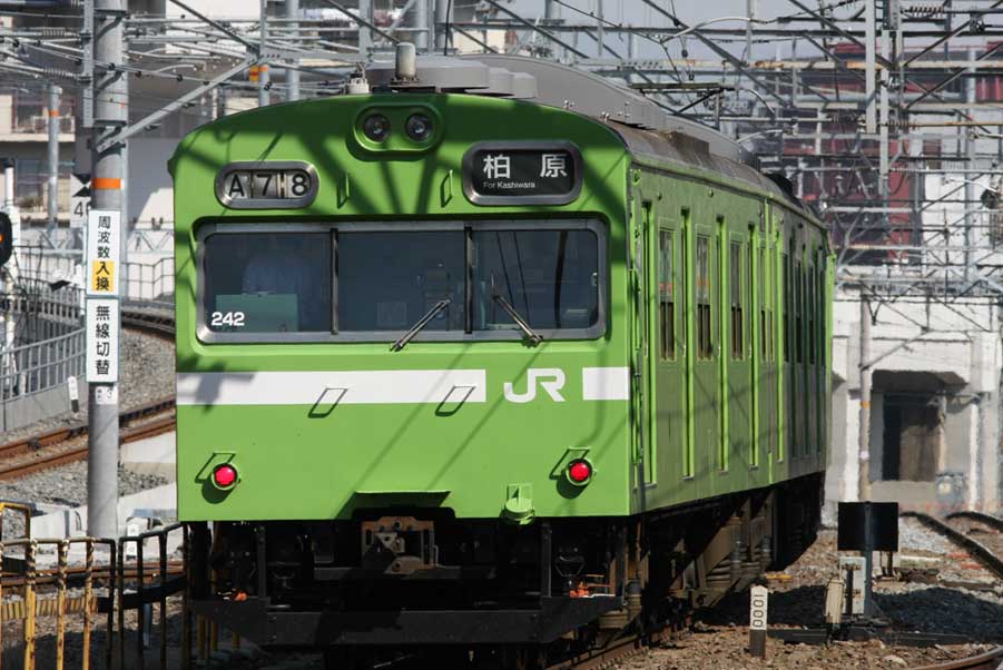 天王寺駅　関西本線103系普通列車