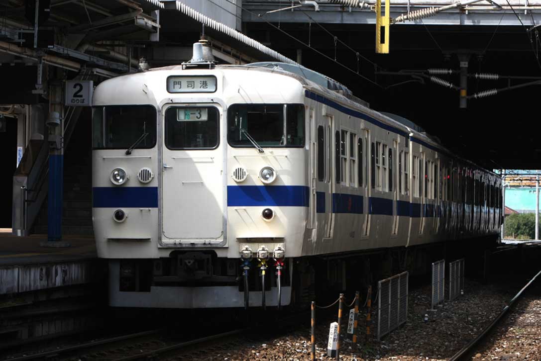 小倉駅　415系普通列車