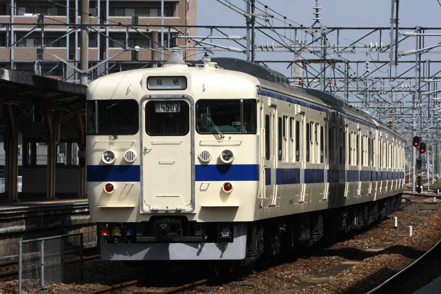 鹿児島本線鳥栖駅　415系普通列車