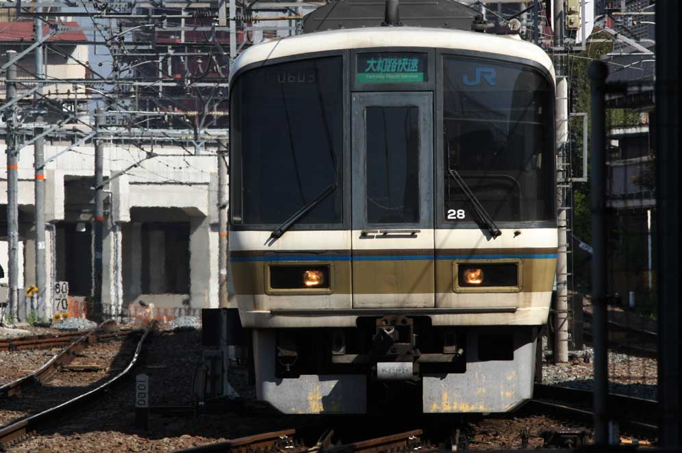 天王寺駅入線　関西本線221系「大和路快速」