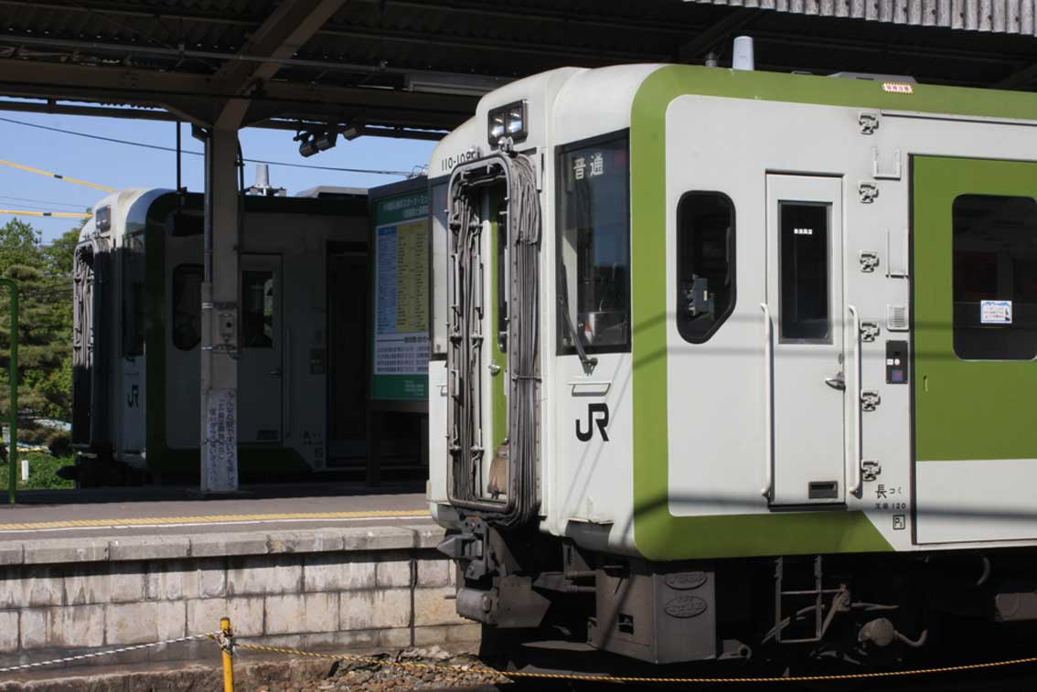 小海線小諸駅　キハ110系普通列車