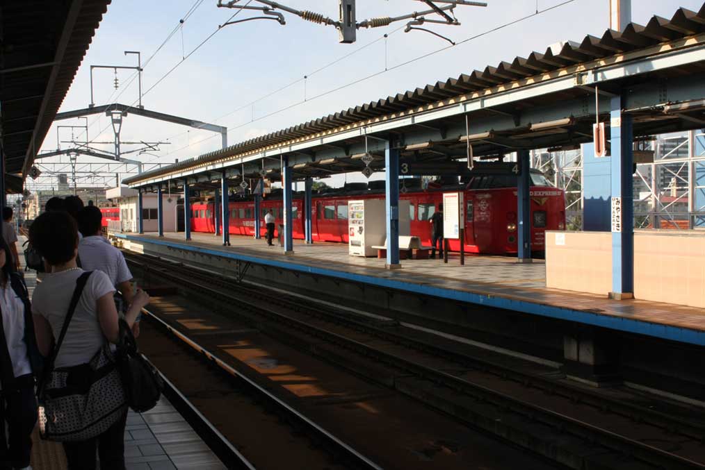 日豊本線宮崎駅