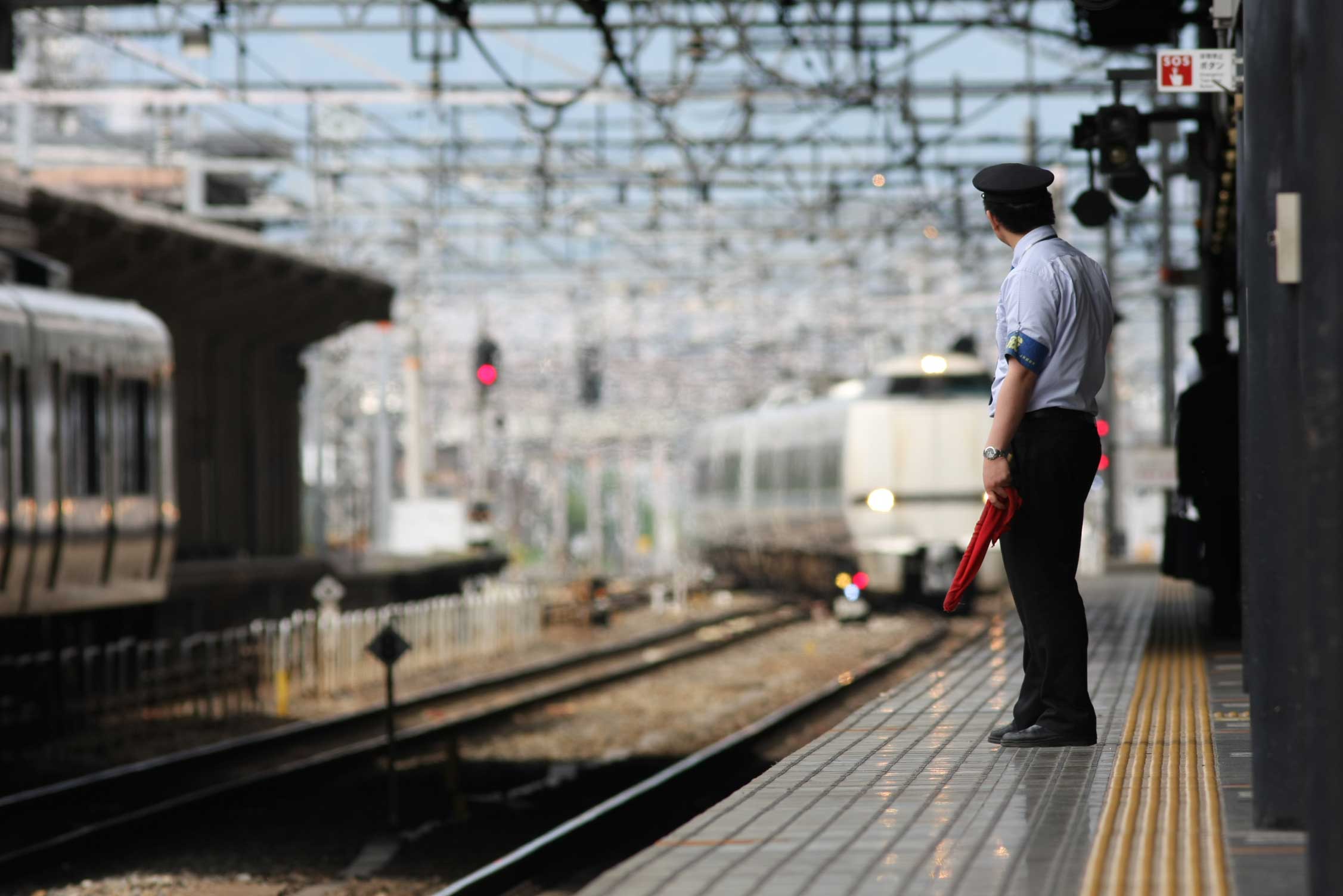 京都駅入線　683系特急「サンダーバード」