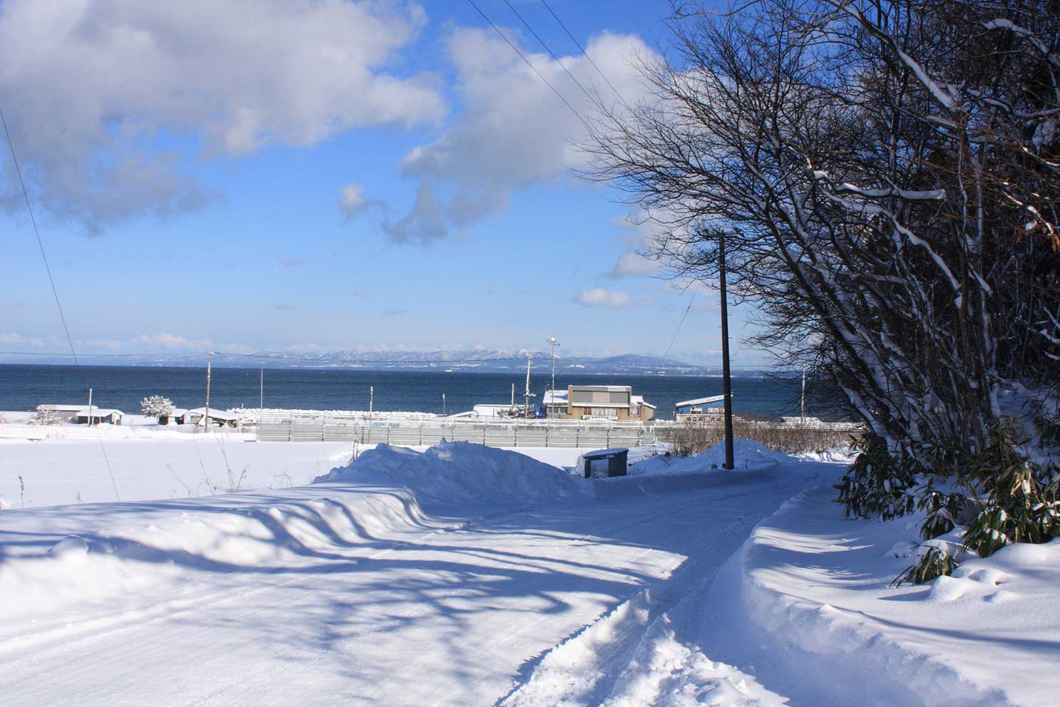 狩場沢駅近く　野辺地湾