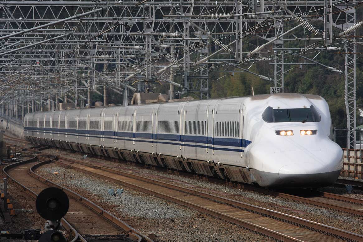 山陽新幹線新山口駅　700系新幹線「のぞみ」