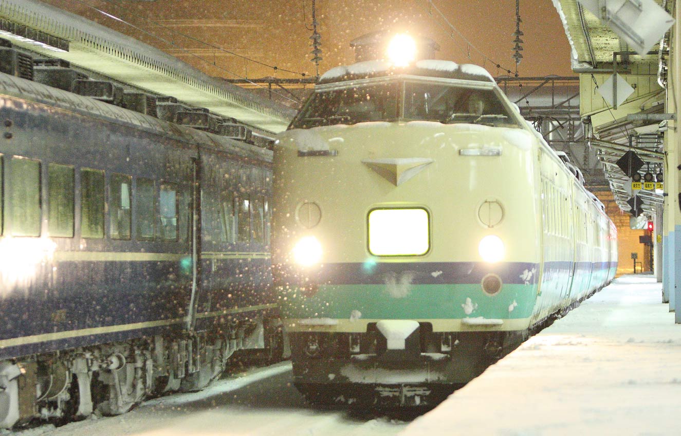 青森駅　485系特急「いなほ」