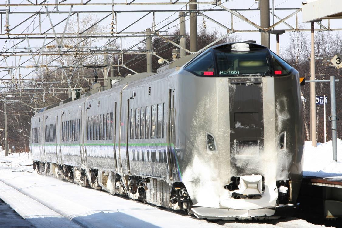 千歳線南千歳駅　789系1000番台快速「エアポート」