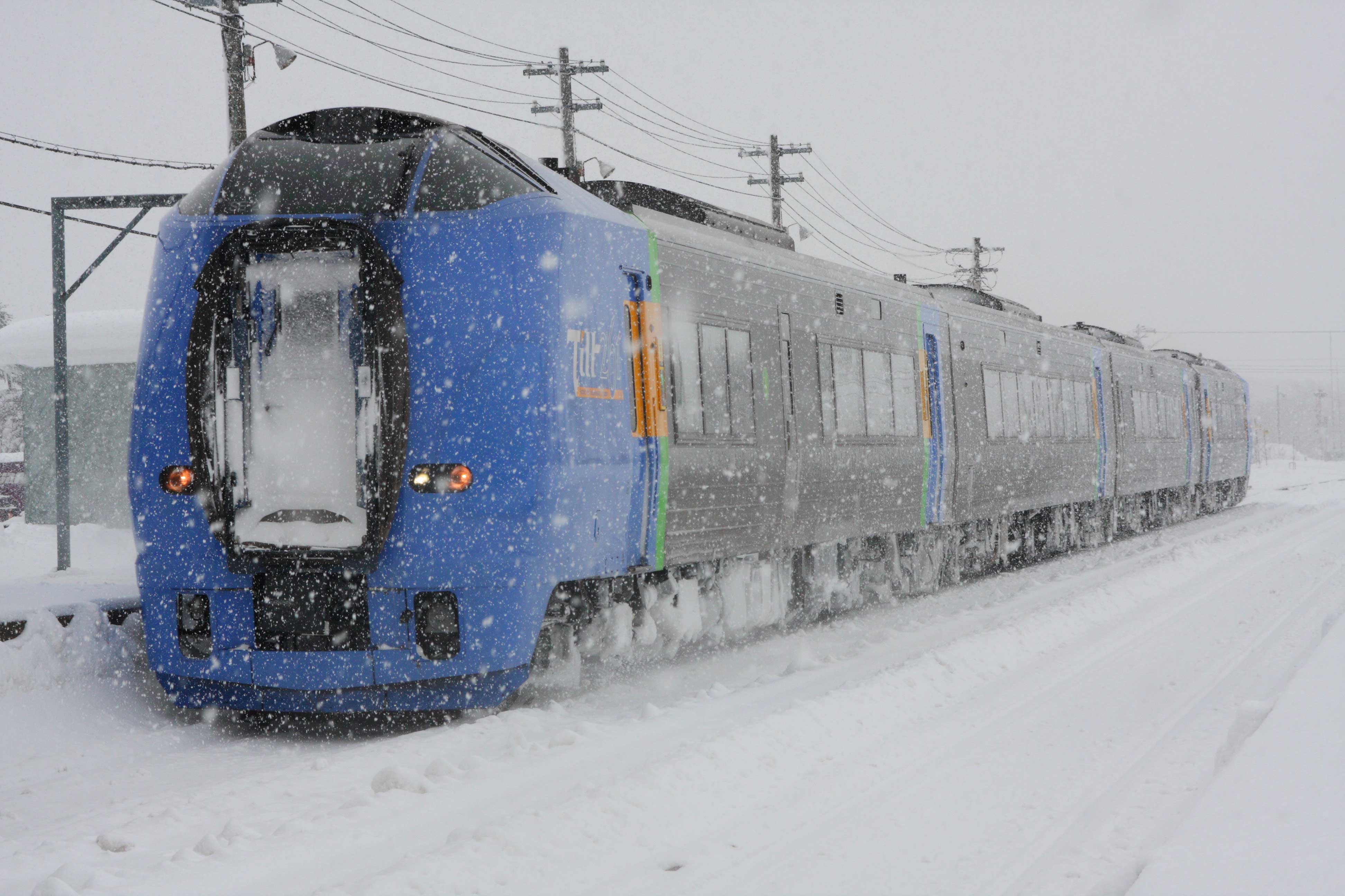 宗谷本線幌延駅入線　キハ261系特急「スーパー宗谷」