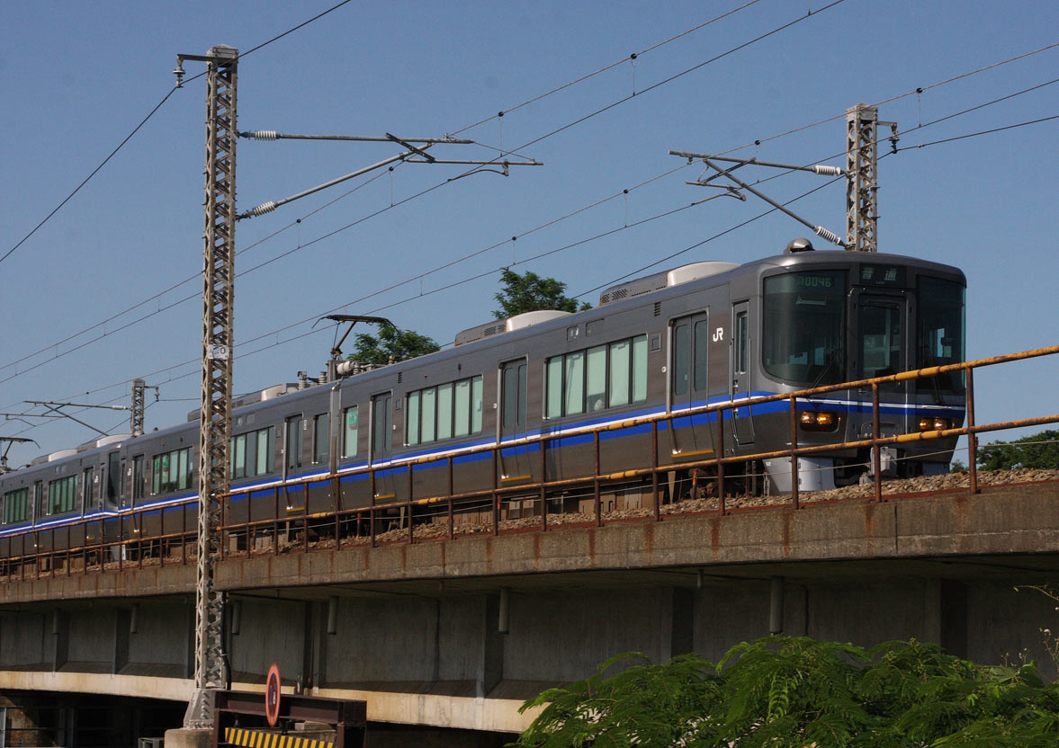 北陸本線大聖寺－加賀温泉　新型521系普通列車