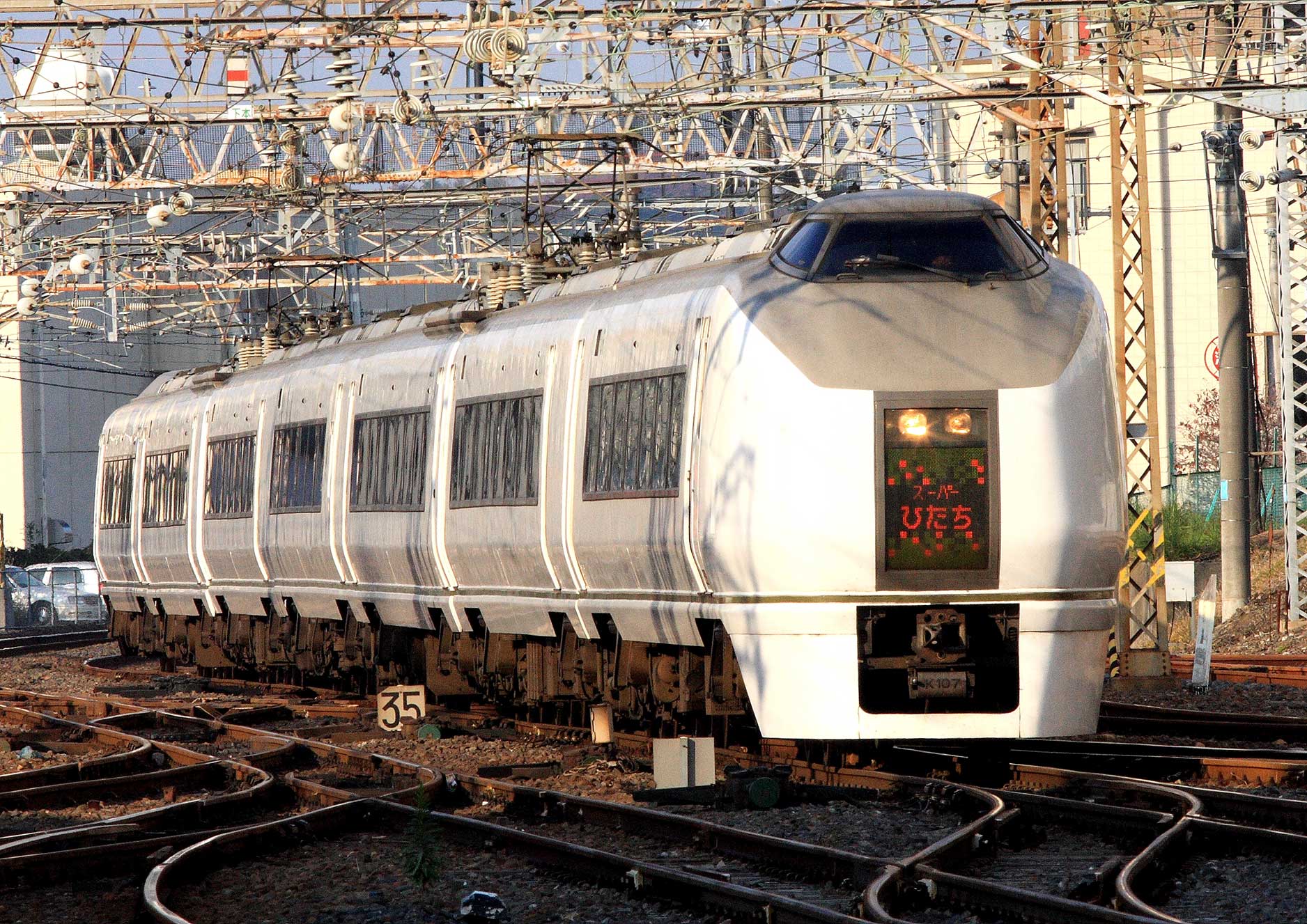 常磐線水戸駅入線　651系特急「スーパーひたち」