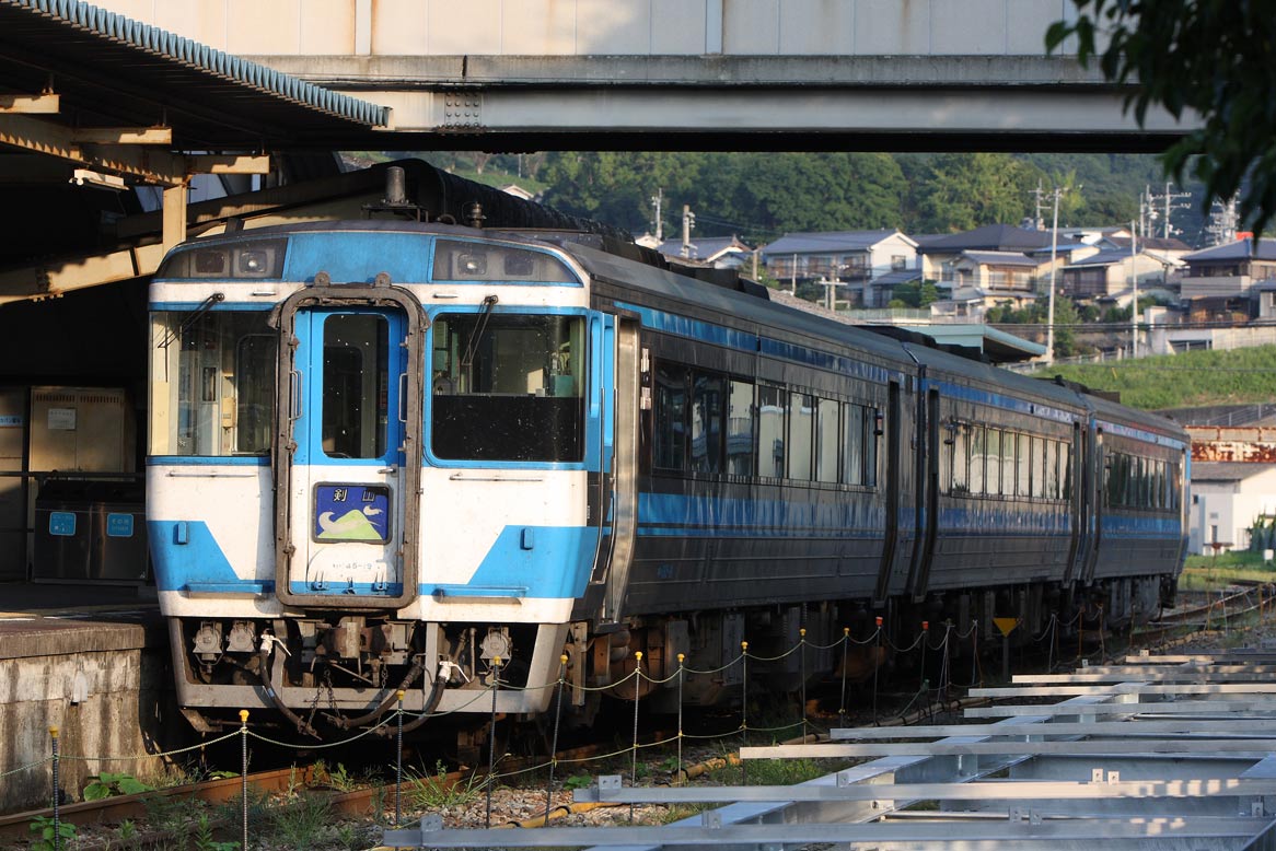 阿波池田駅　185系特急「剣山」