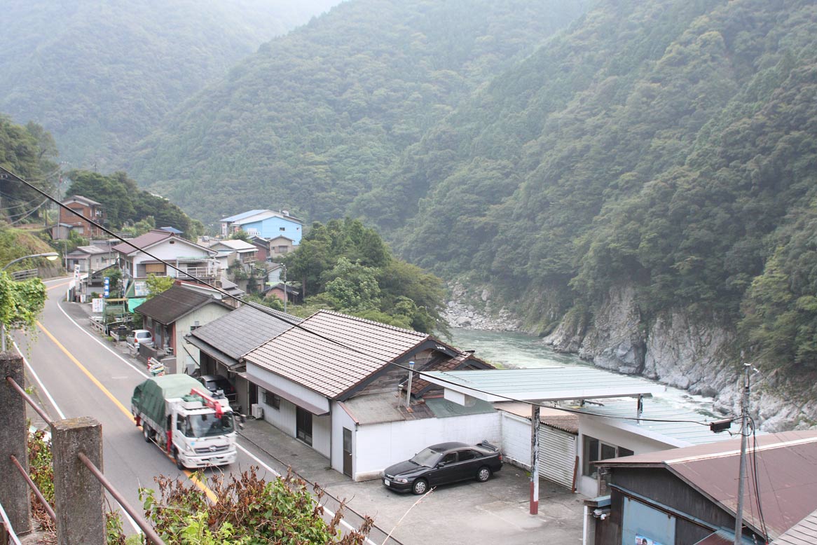 土讃線小歩危駅から