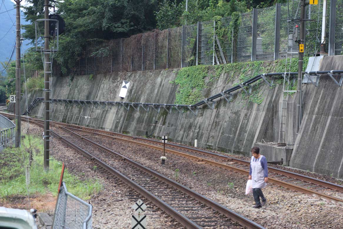 土讃線小歩危駅構内