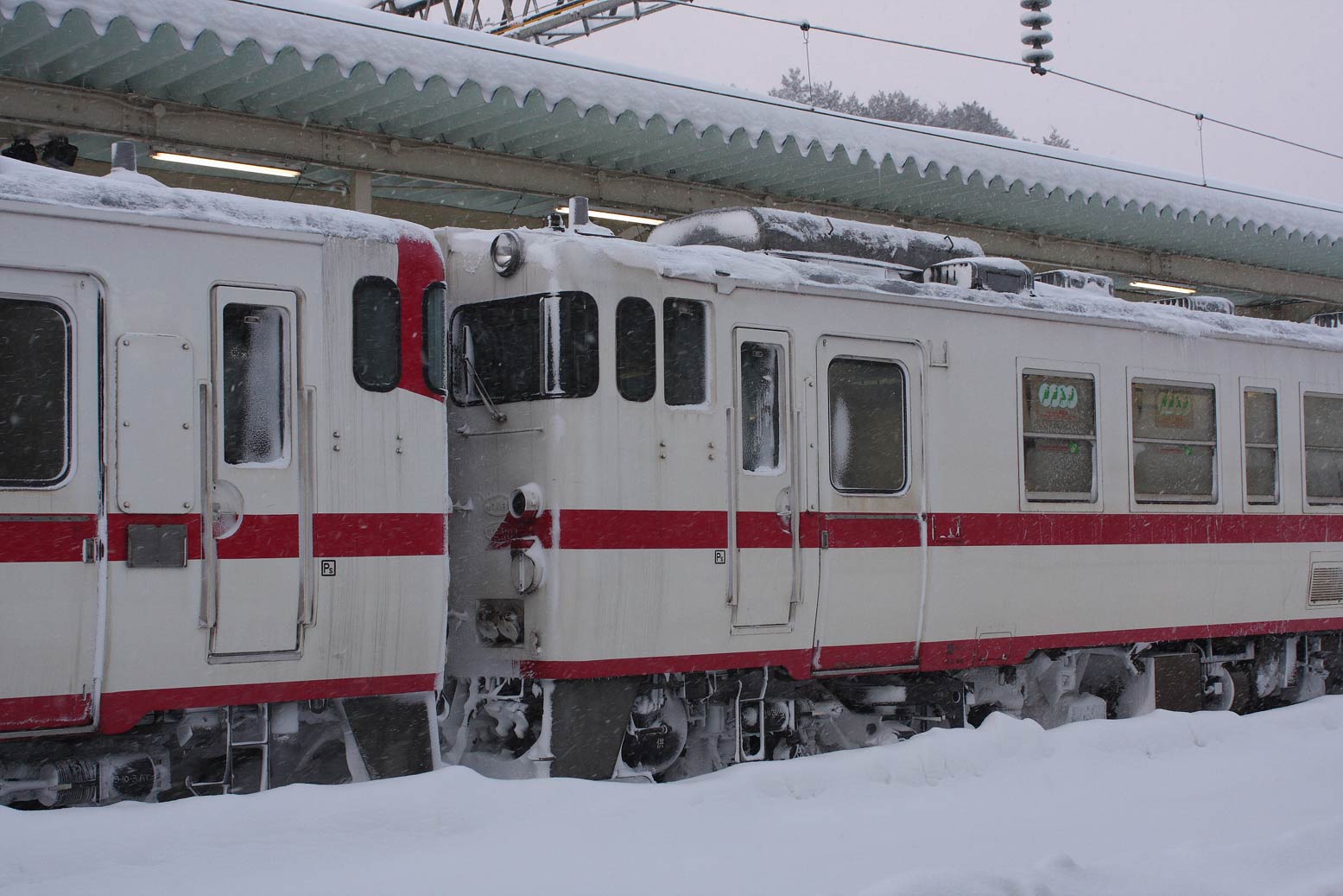 野辺地駅　大湊線のキハ40系普通列車