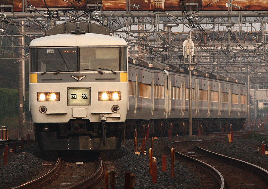 東北本線南浦和－蕨　185系大宮総合車両センターへの回送