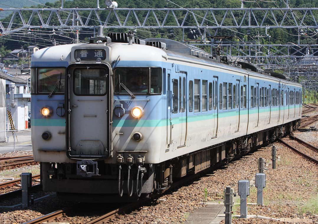 中央本線中津川駅入線　115系普通列車