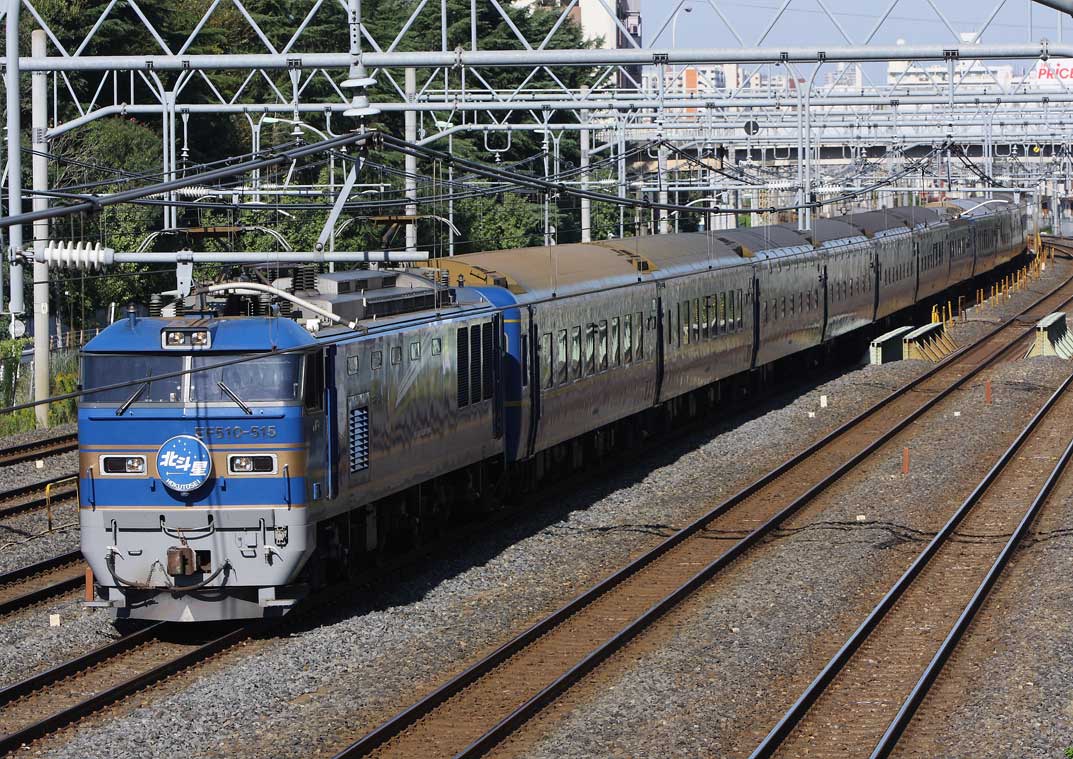 東北本線蕨－西川口　EF510けん引寝台特急「北斗星」