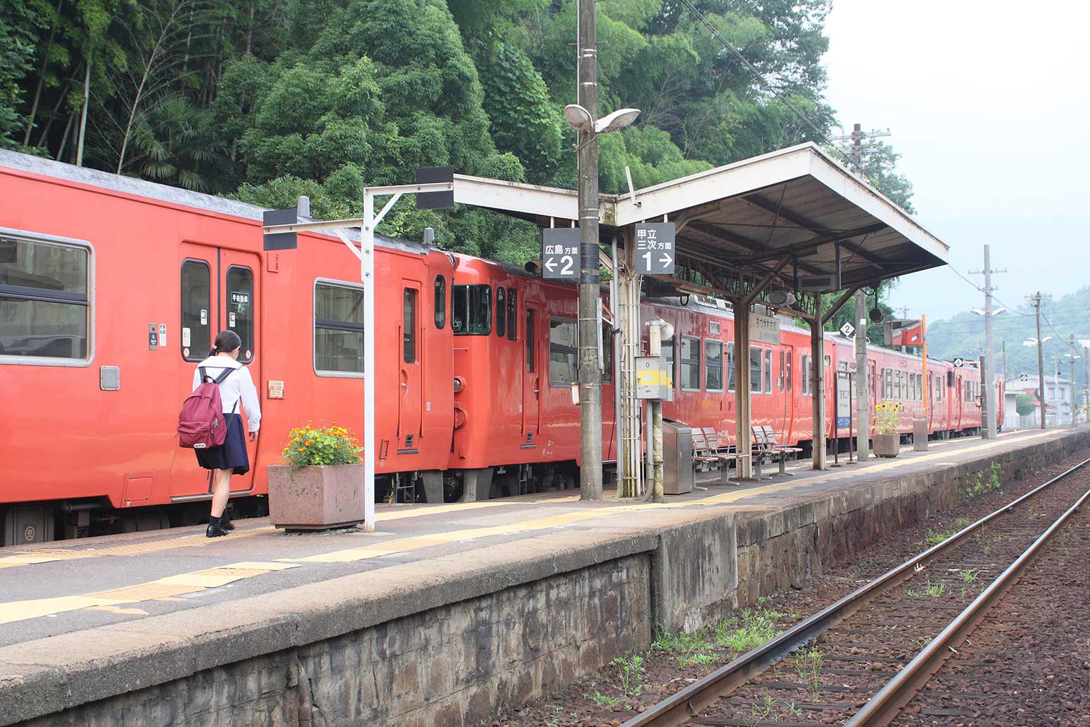 芸備線志和口駅　キハ40+キハ47普通列車