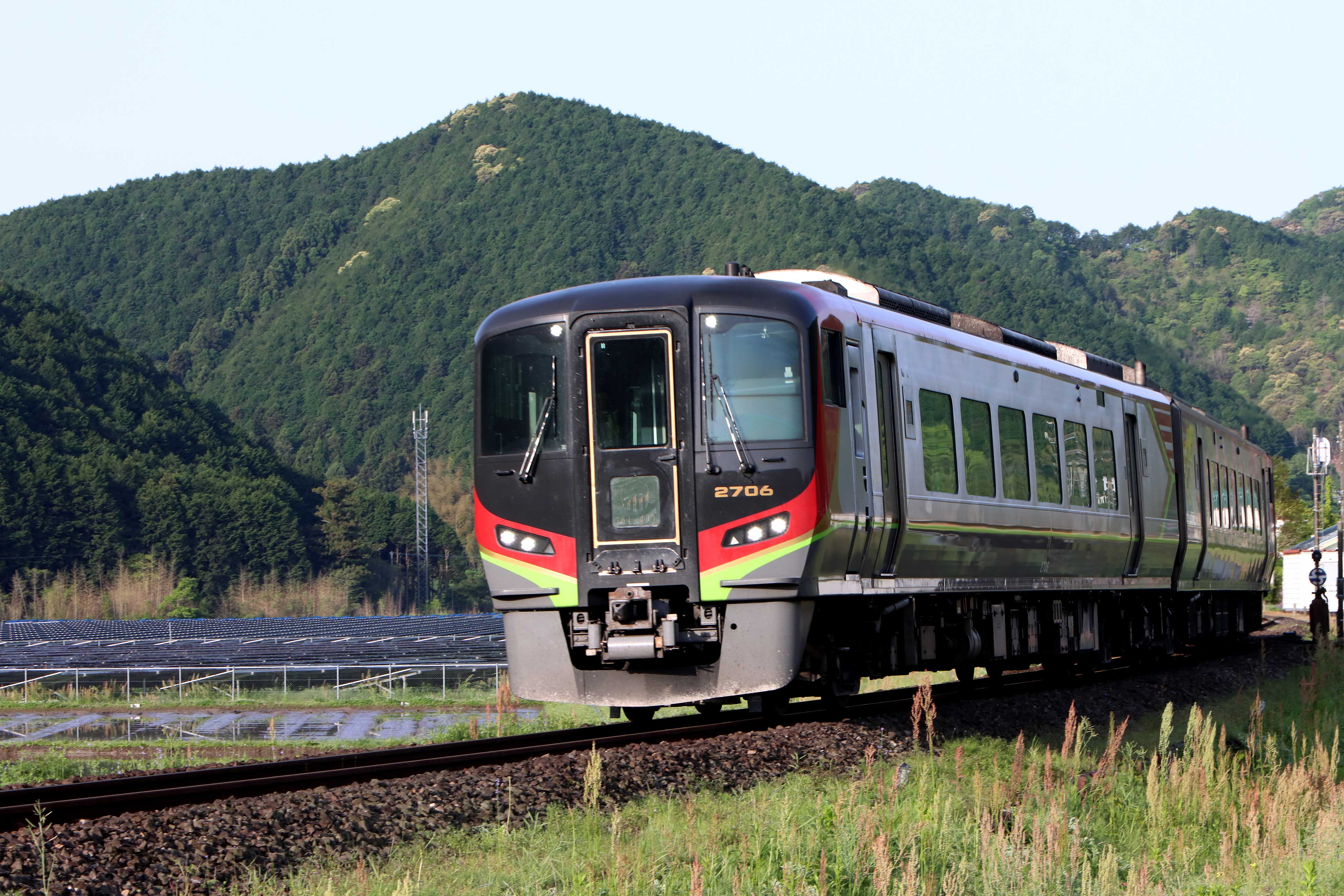 JR四国の特急「うずしお」「南風」「あしずり」が新型車両2600/2700系
